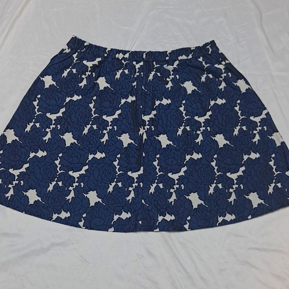 Lane Bryant Blue Rose Floral Brocade Circle Skirt NWT Size 24 - Picture 2 of 9